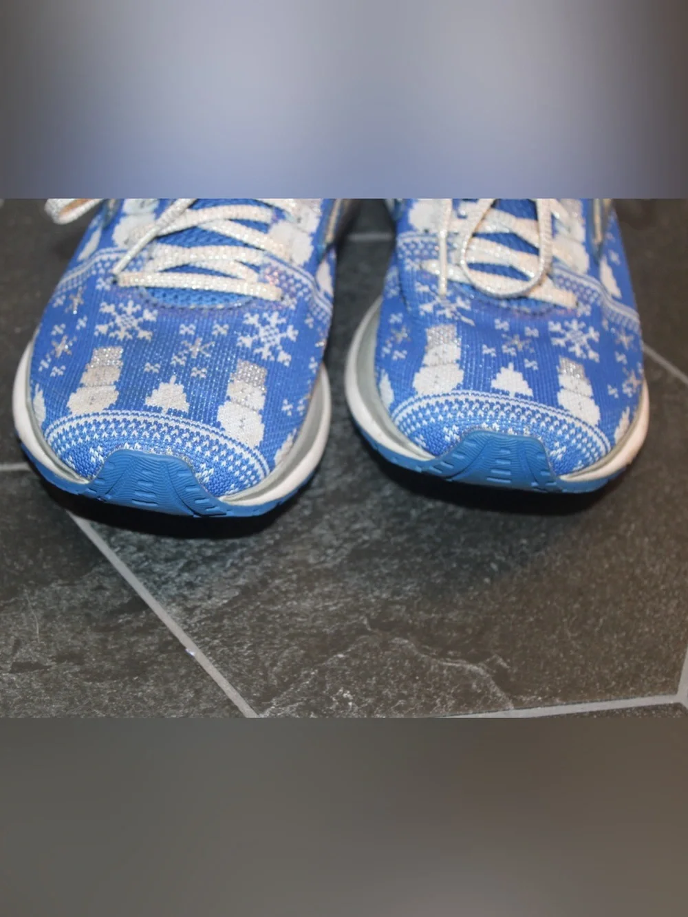 Brooks Revel 3 Run Merry Christmas Blue Women's Size 6.5 - No Insoles - Picture 15 of 15